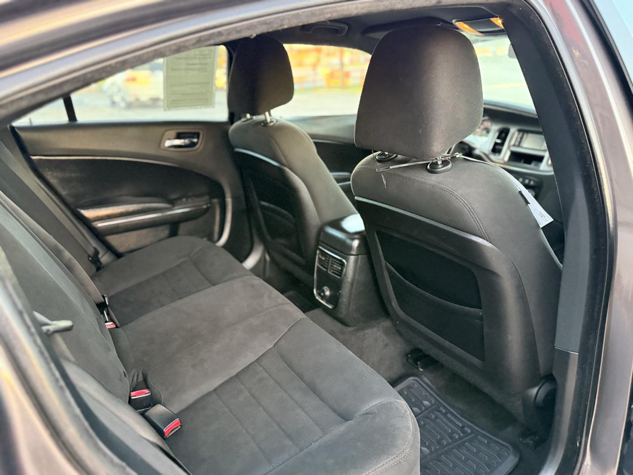 Dodge Charger SE 2014