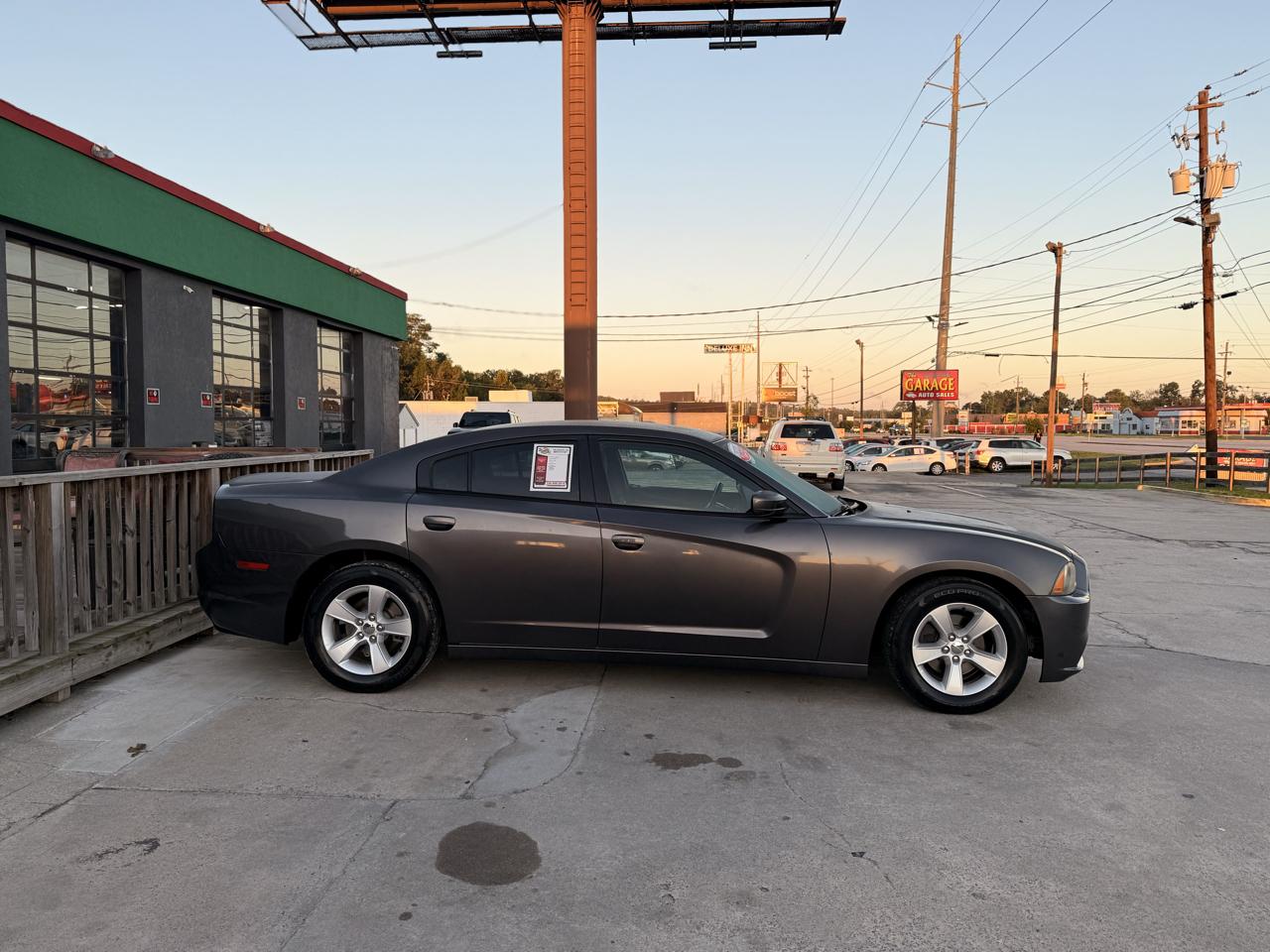 Dodge Charger SE 2014