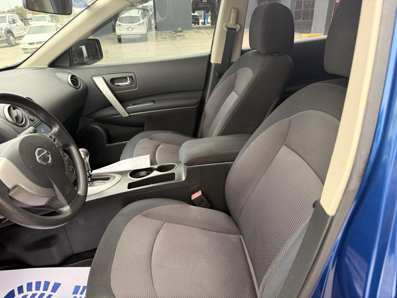 Nissan Rogue SL 2WD 2010