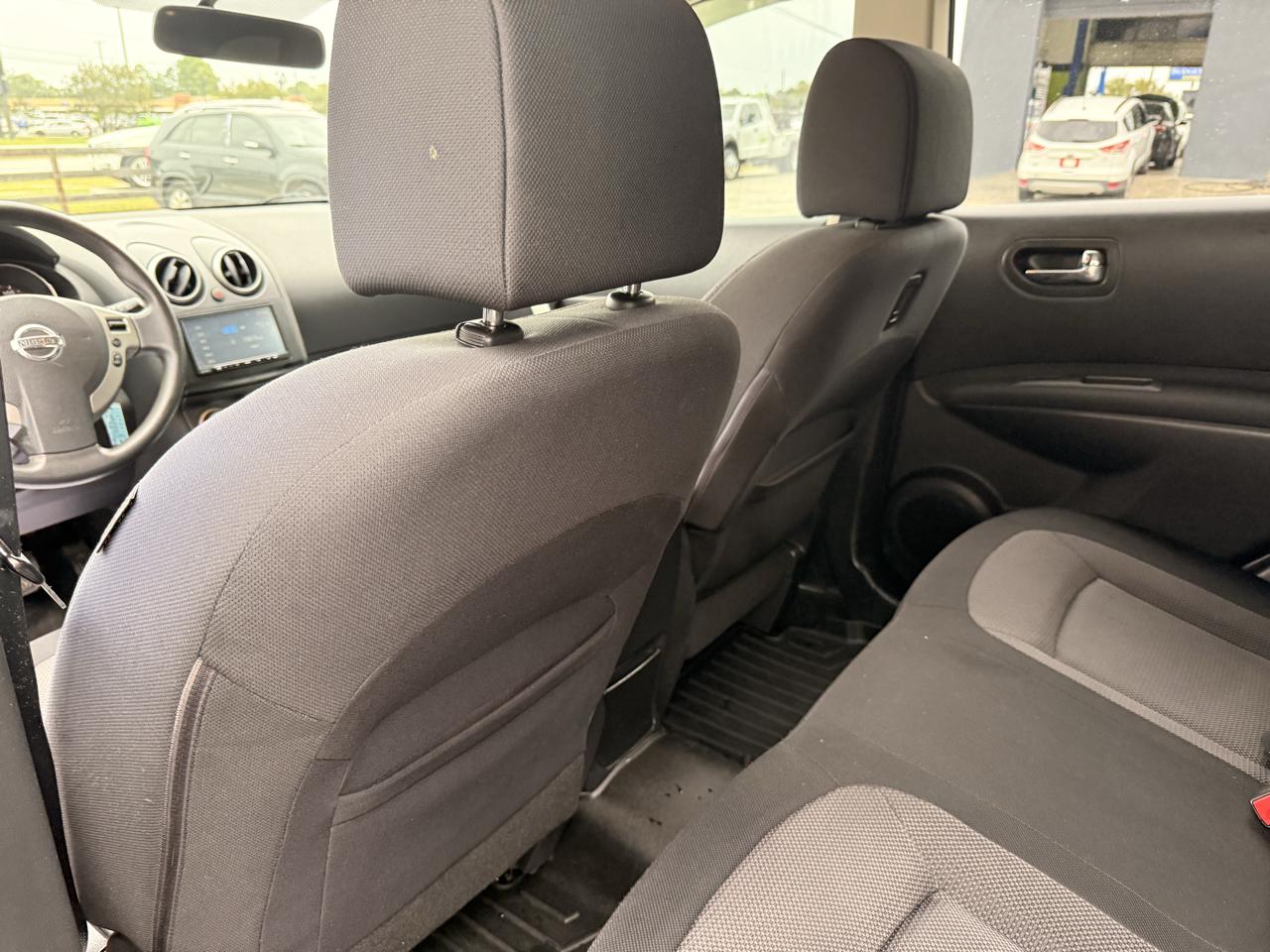 Nissan Rogue SL 2WD 2010