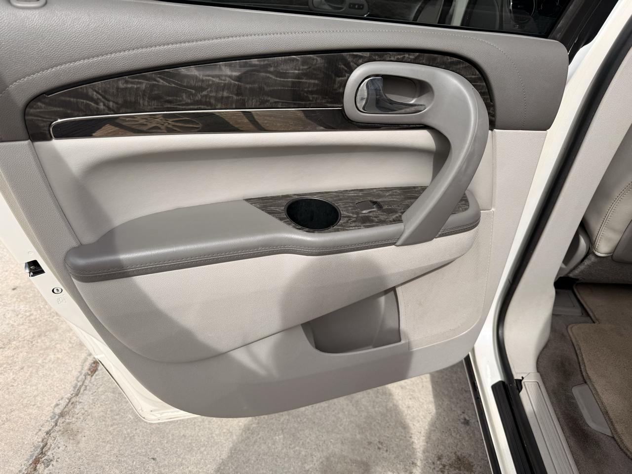 Buick Enclave Leather FWD 2014