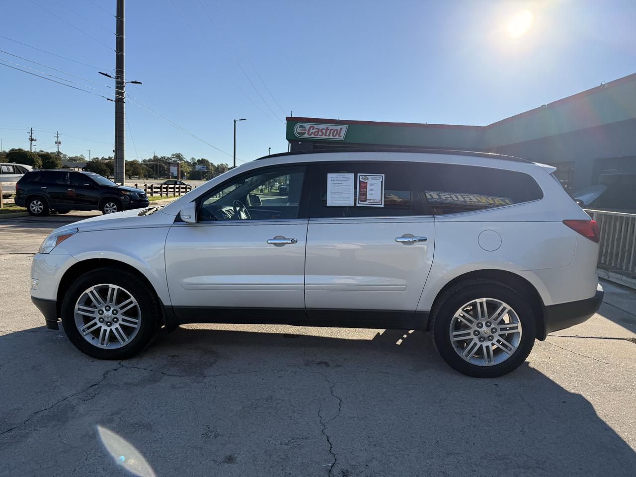 Chevrolet Traverse LT FWD 2011