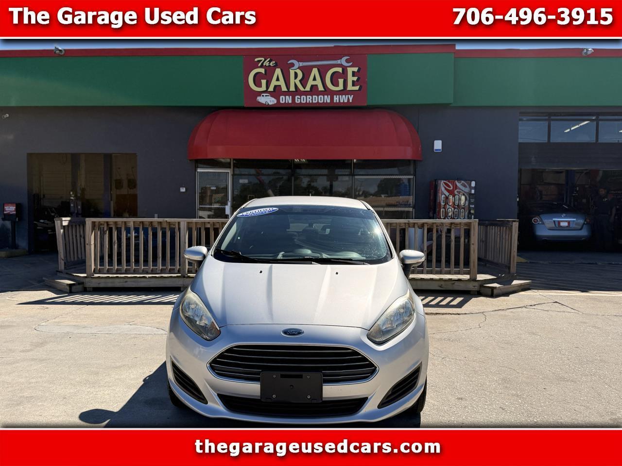 2015 Ford Fiesta SE Sedan