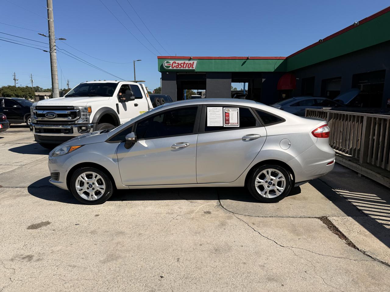 Ford Fiesta SE Sedan 2015