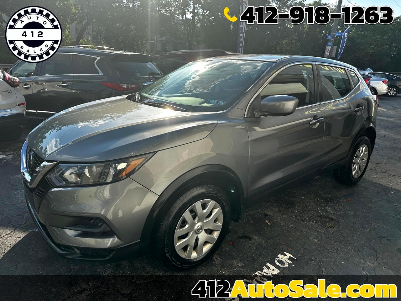 Nissan Rogue Sport S 2020