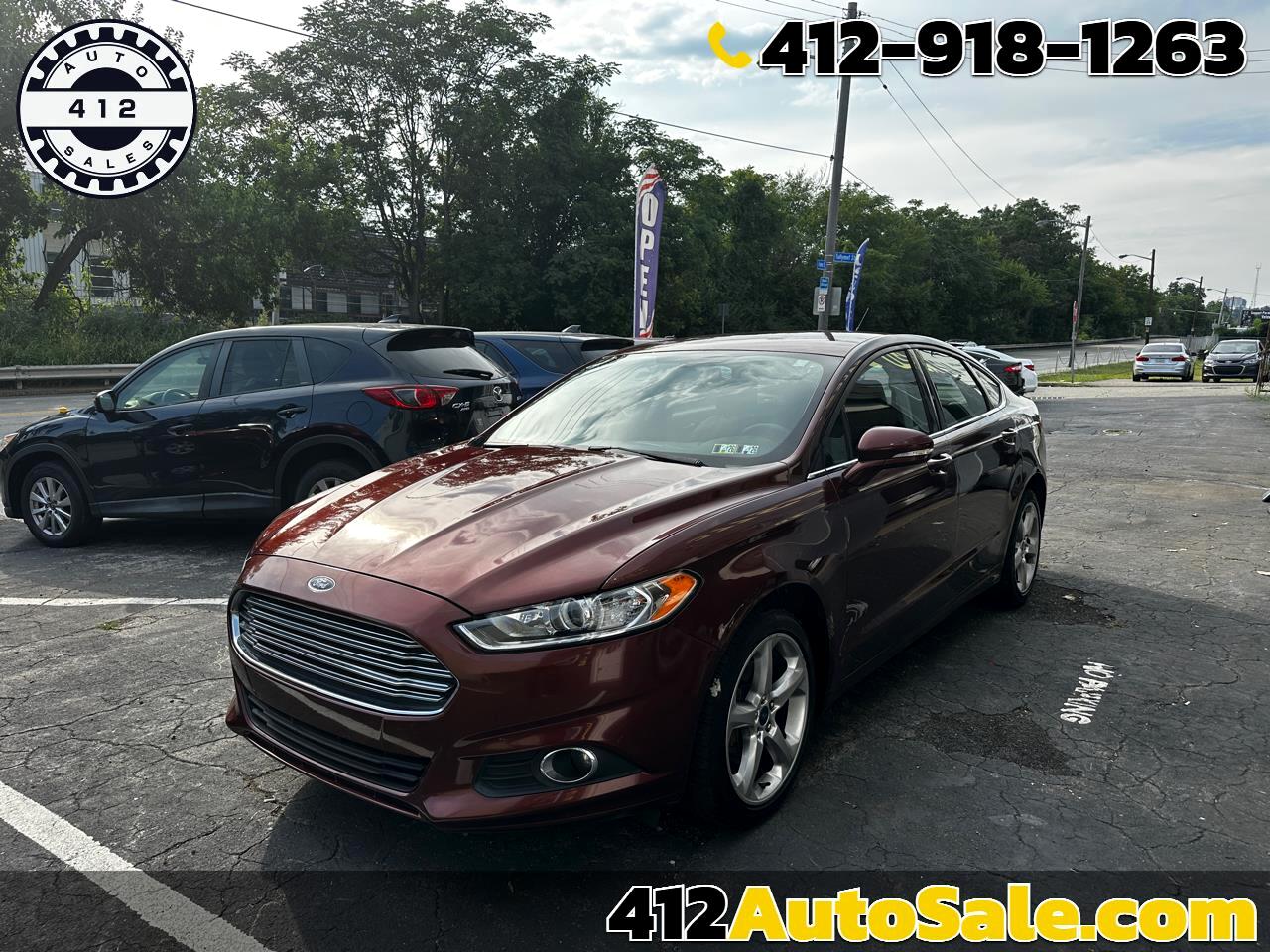 Ford Fusion SE 2016