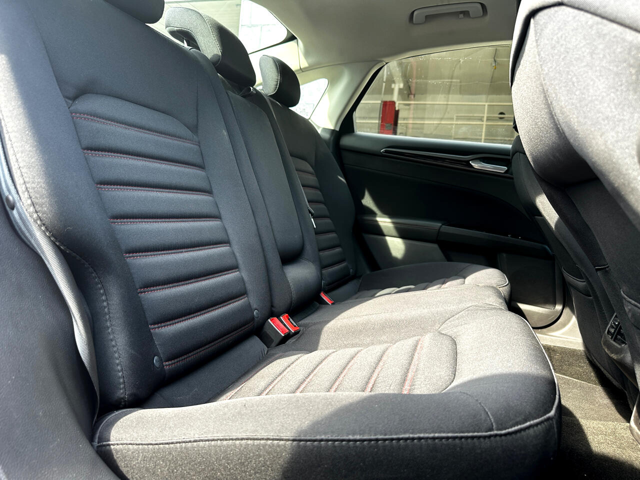 Ford Fusion SE 2016