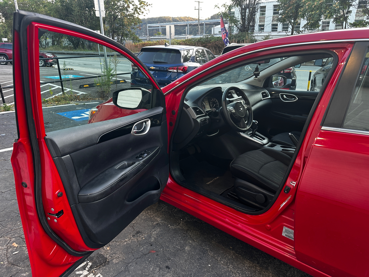 Nissan Sentra SV 4D Sedan 2018