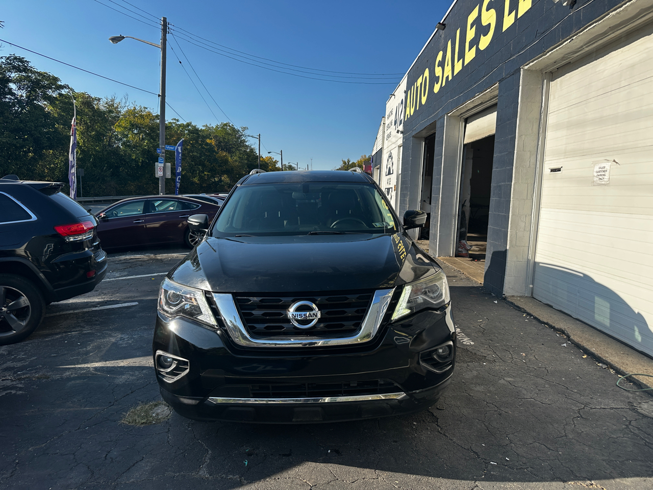 Nissan Pathfinder Platinum 4WD 2017