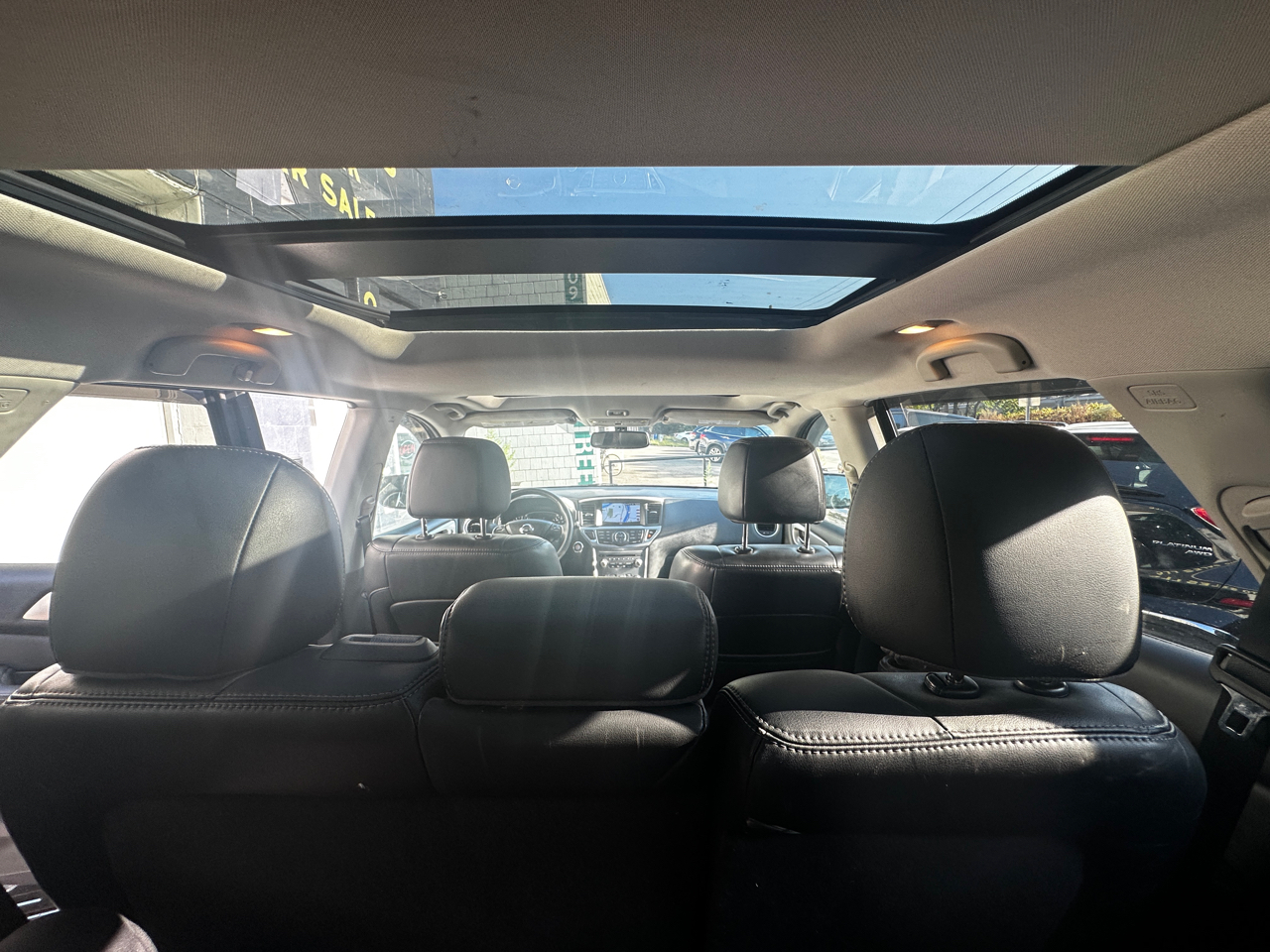 Nissan Pathfinder Platinum 4WD 2017