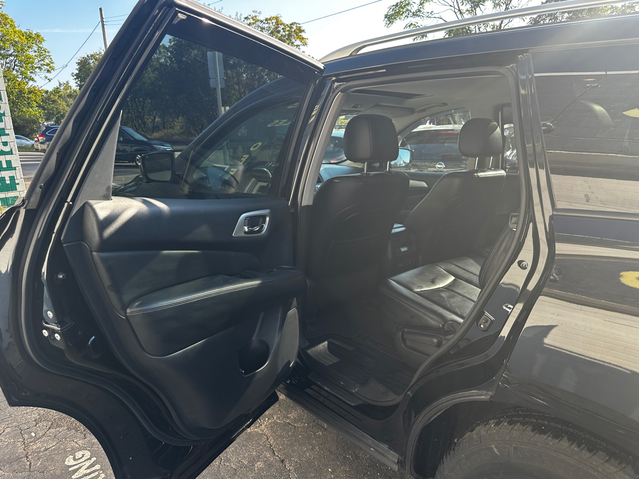 Nissan Pathfinder Platinum 4WD 2017