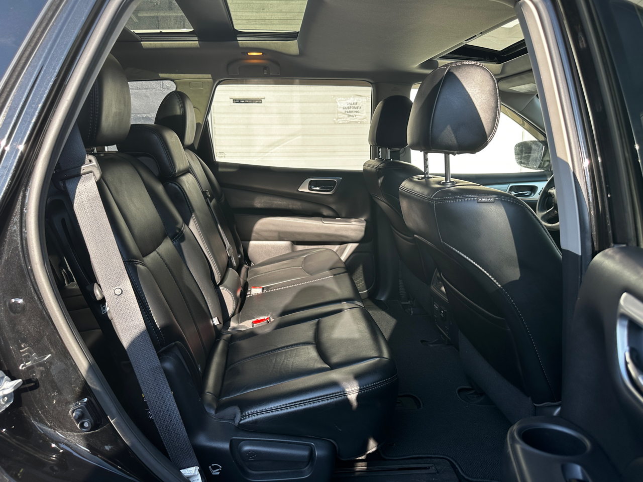 Nissan Pathfinder Platinum 4WD 2017