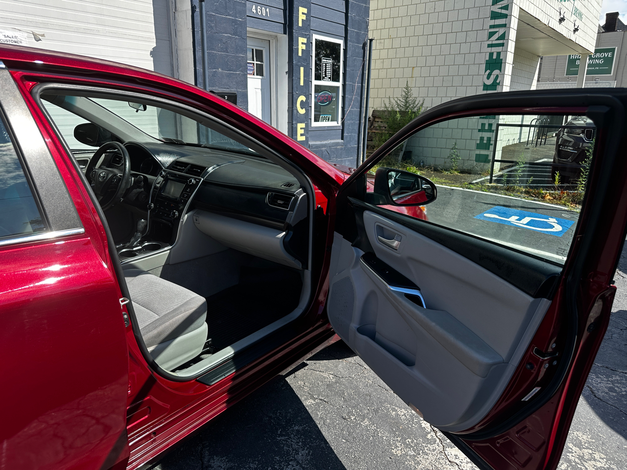 Toyota Camry XLE 2016