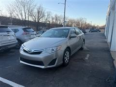 2014 Toyota Camry Hybrid 