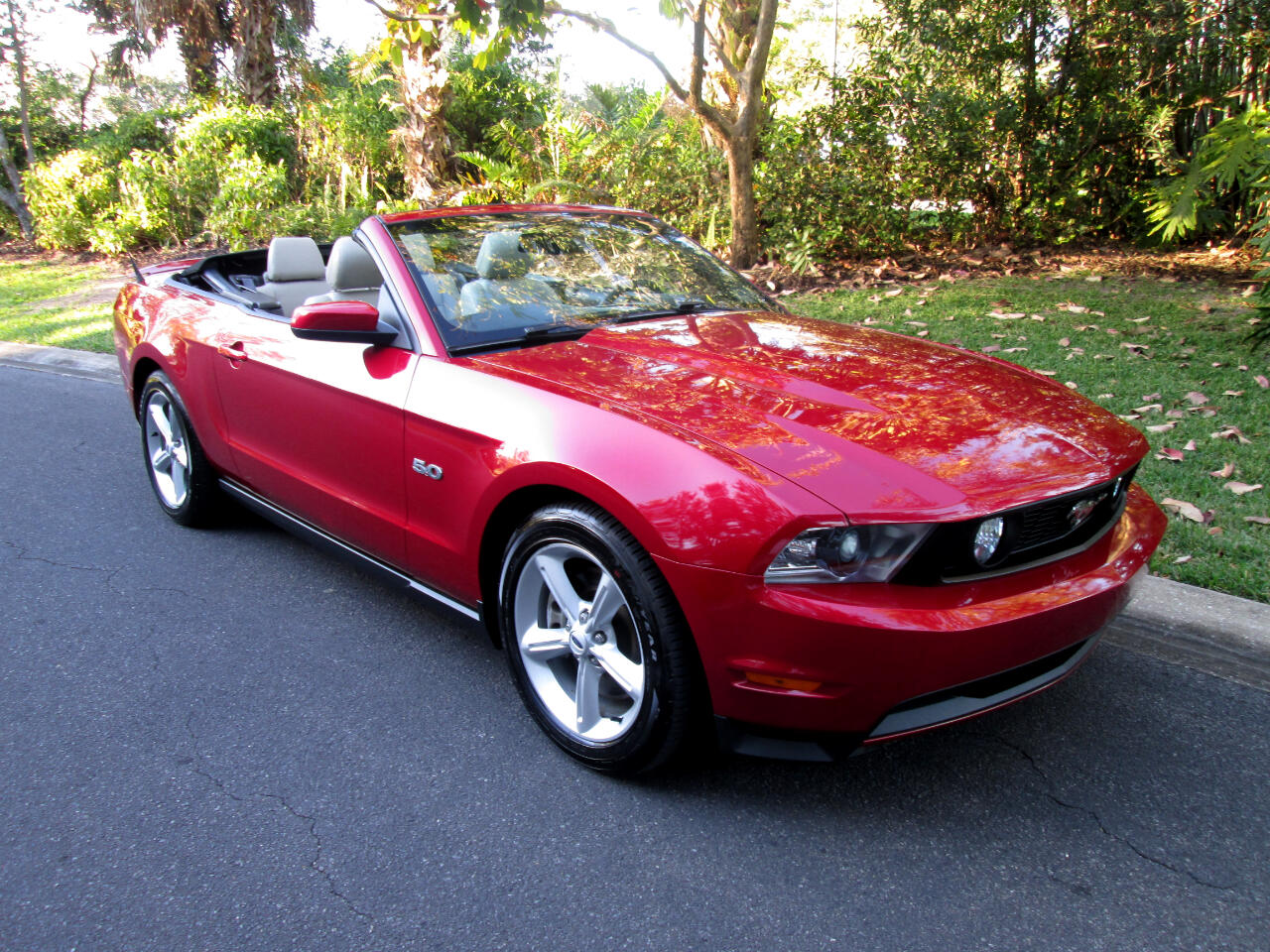 Ford Mustang 2dr Conv GT Premium 2012