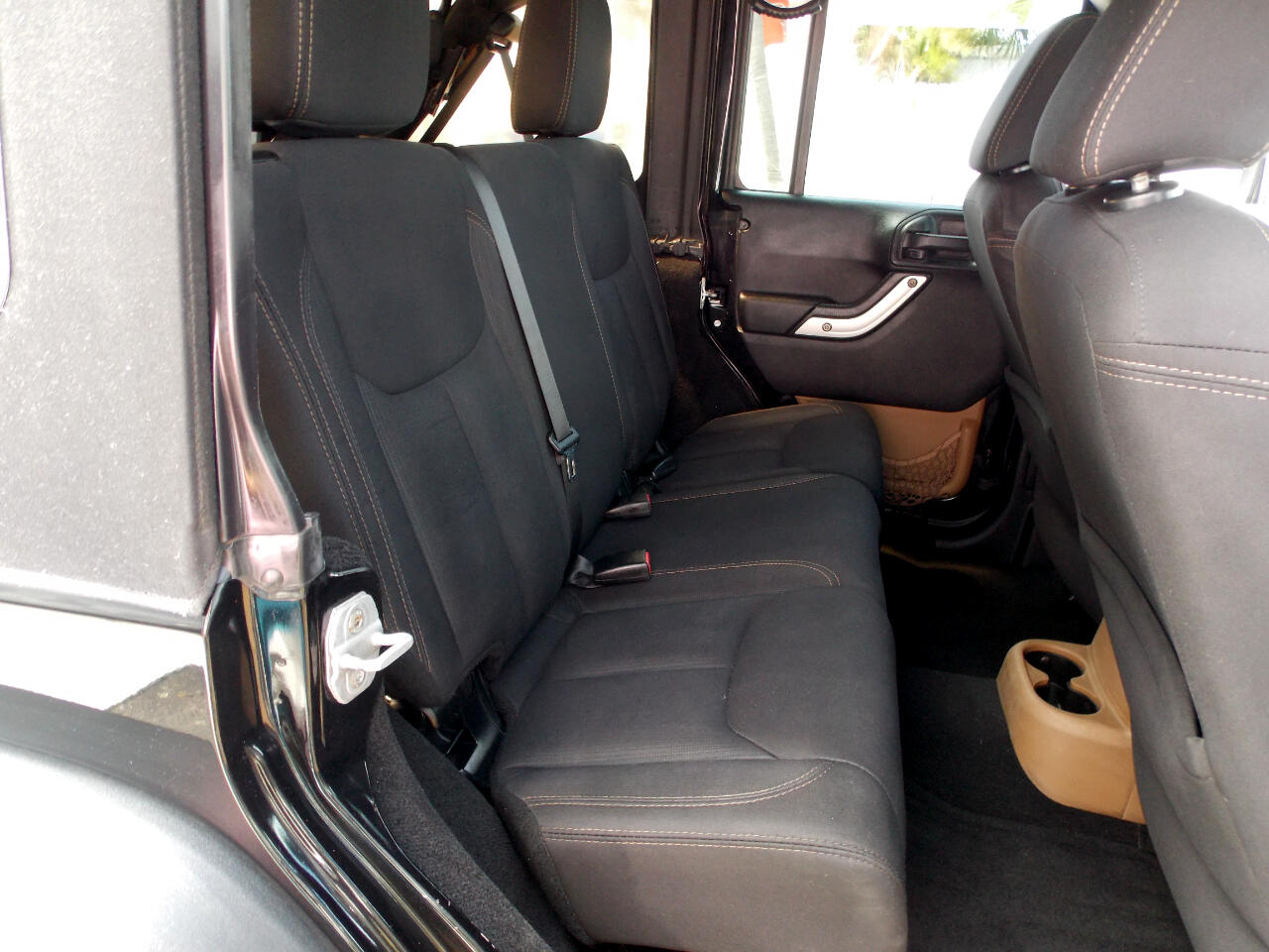 Jeep Wrangler Unlimited 4WD 4dr Rubicon 2014