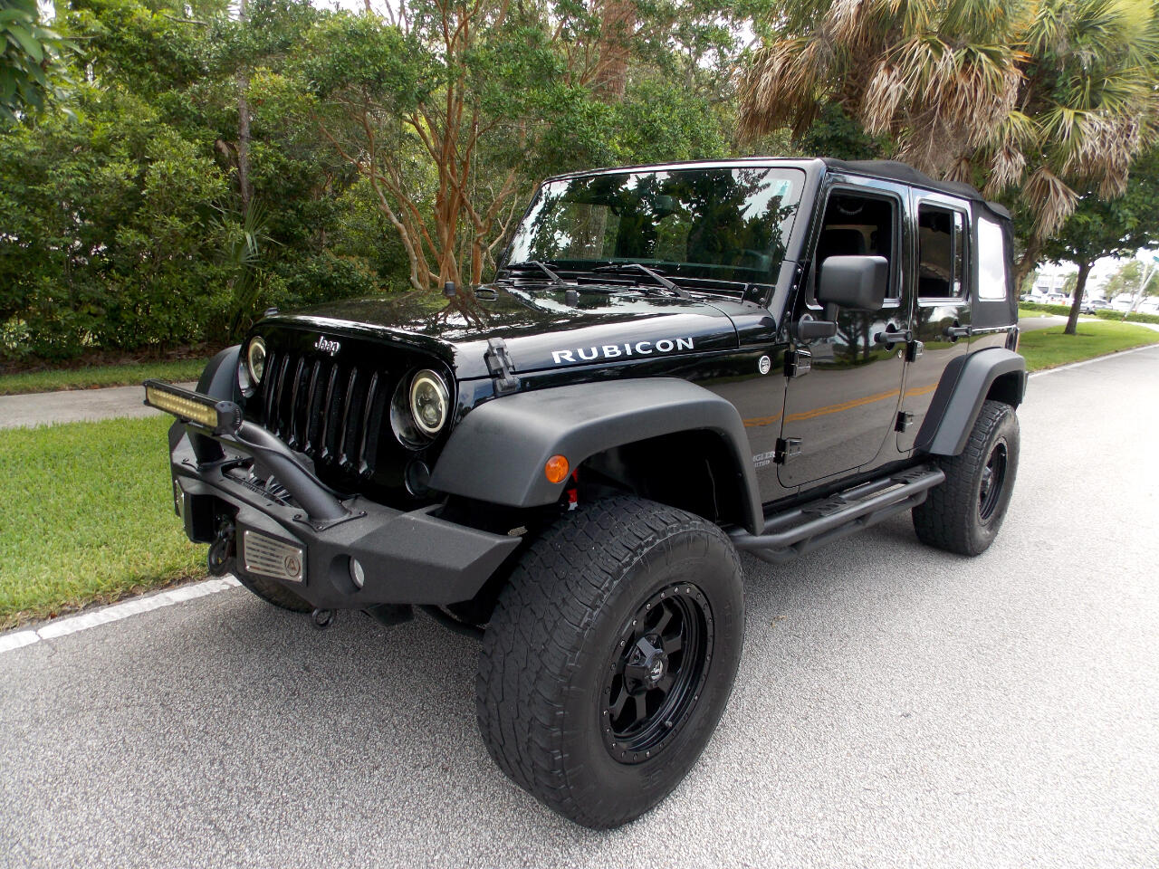 Jeep Wrangler Unlimited 4WD 4dr Rubicon 2014