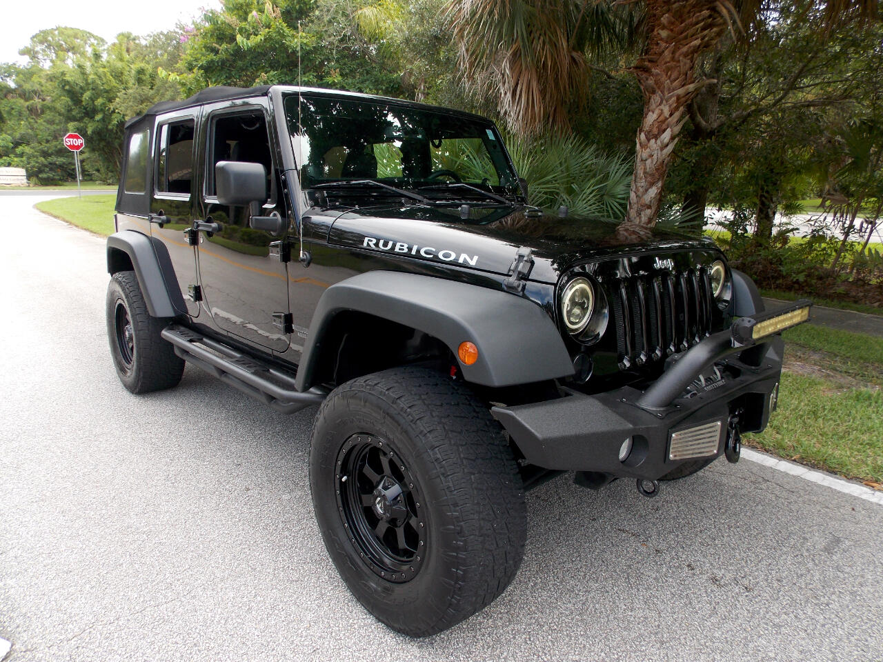 2014 Jeep Wrangler Unlimited 4WD 4dr Rubicon