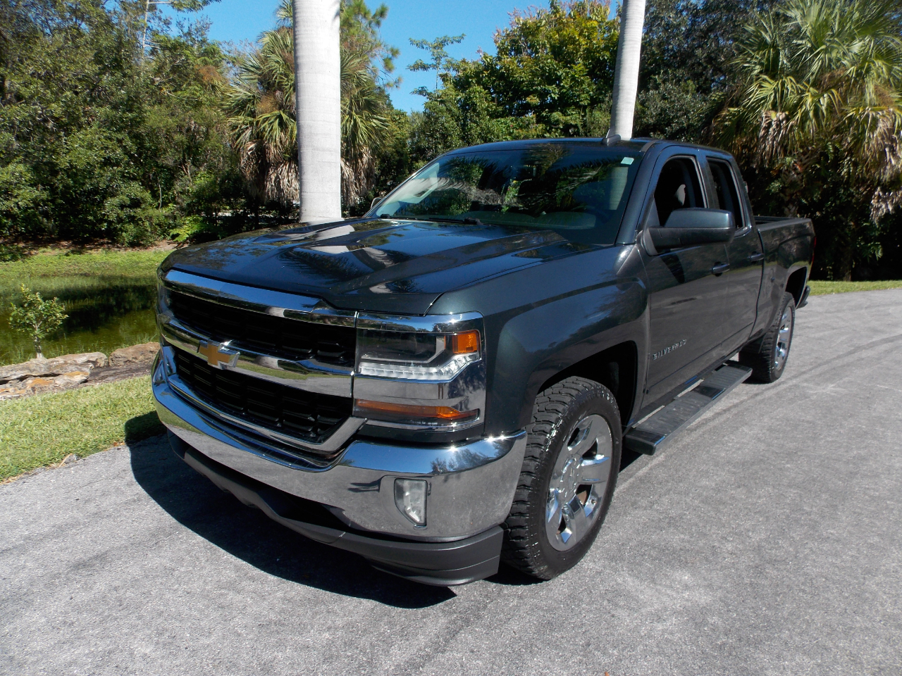 Chevrolet Silverado 1500 2WD Double Cab 143.5" LT w/1LT 2018