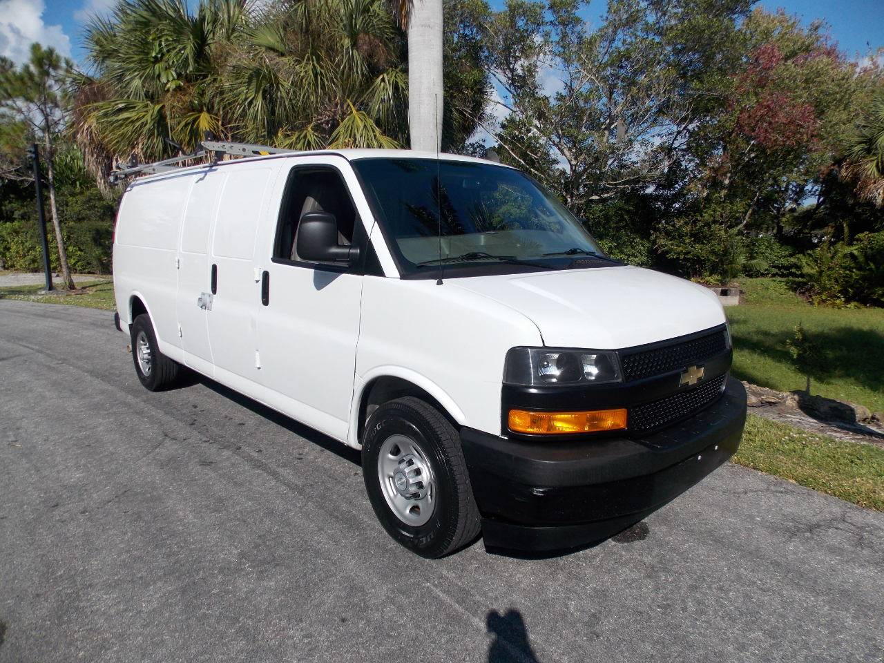 2019 Chevrolet Express Cargo Van RWD 2500 155"