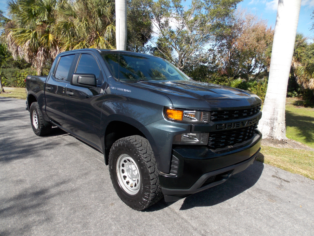 2020 Chevrolet Silverado 1500 4WD Crew Cab 147" Work Truck