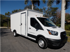 2022 Ford Transit Cutaway 