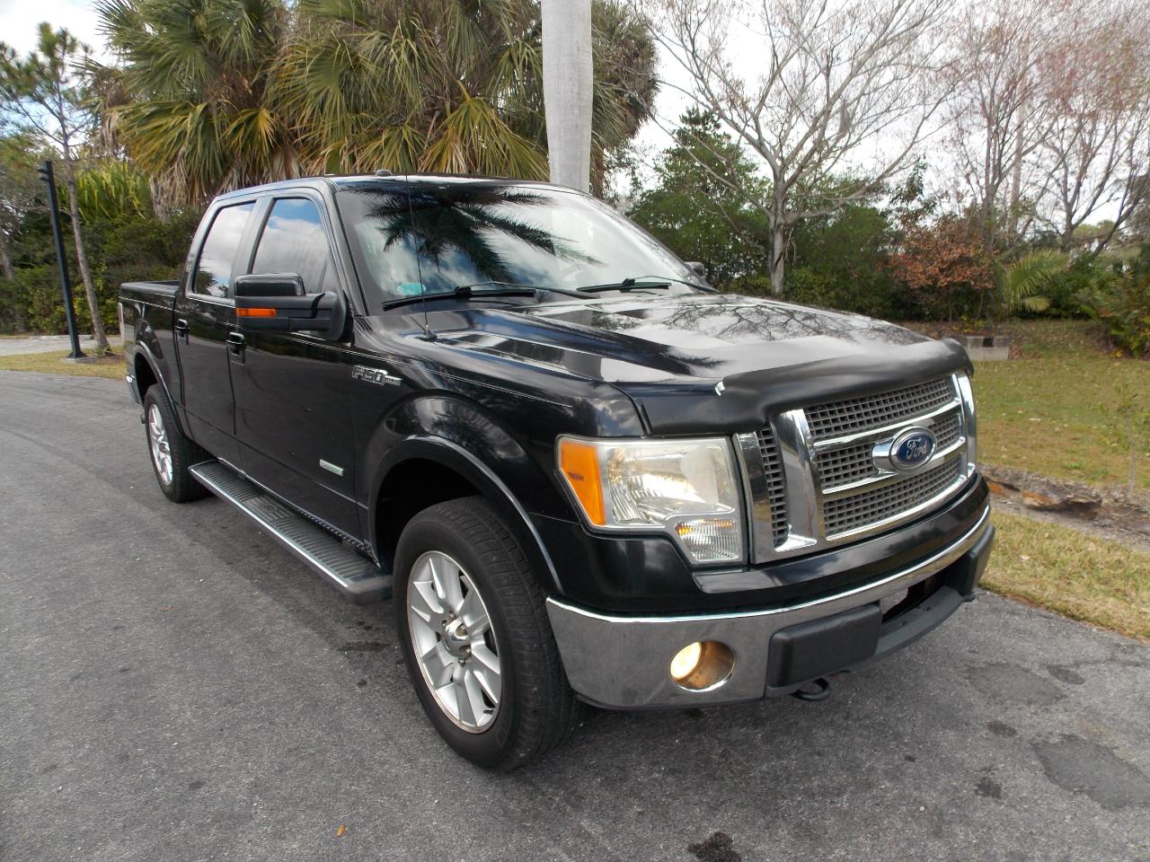 2011 Ford F-150 4WD SuperCrew 145" Lariat