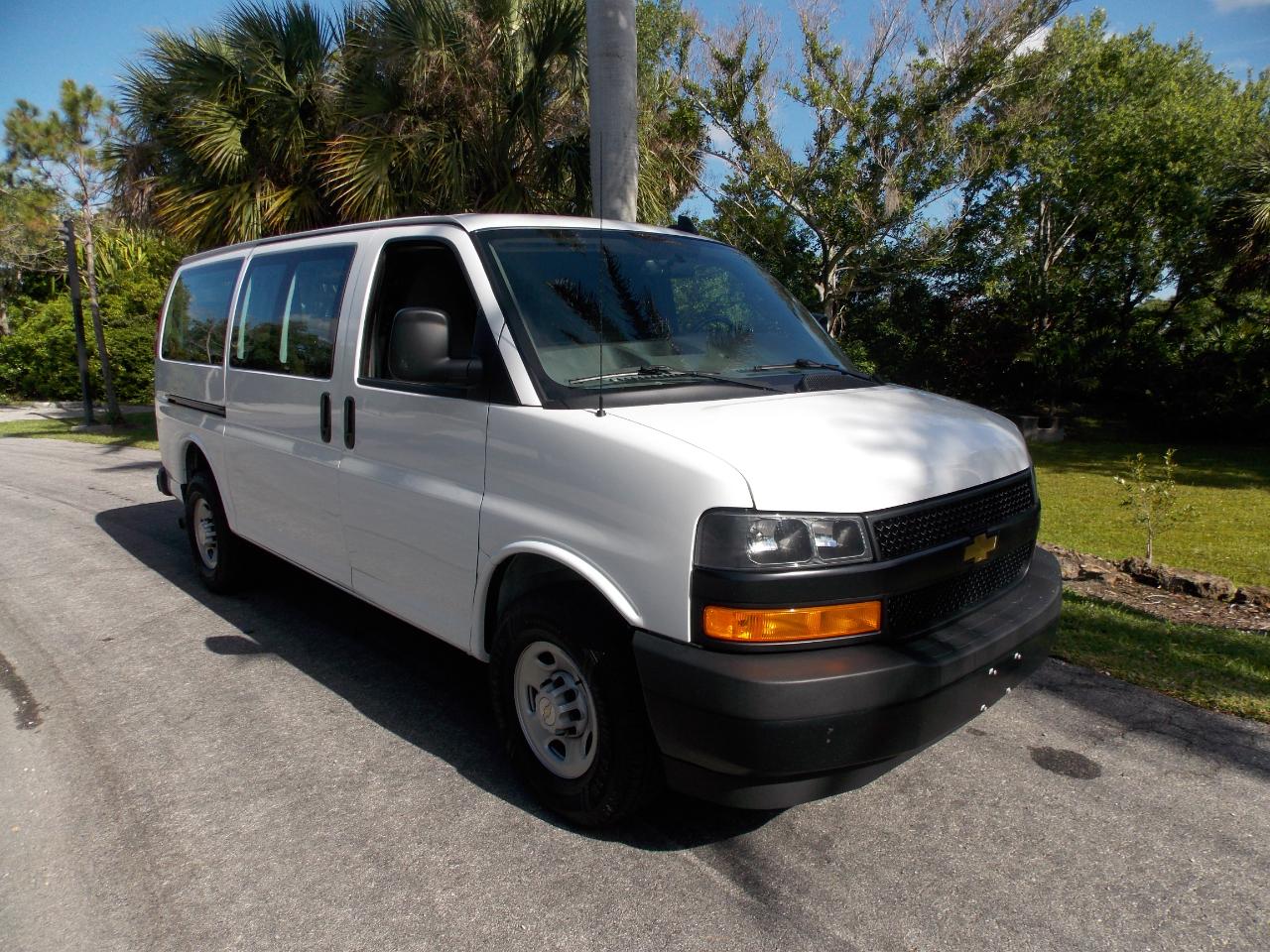 2022 Chevrolet Express Cargo Van RWD 2500 135"