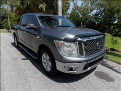 2017 Nissan Titan 