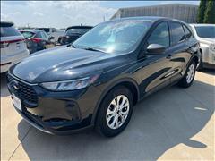 2025 Ford ESCAPE SE 