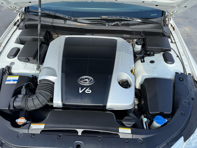 Hyundai Genesis  2011