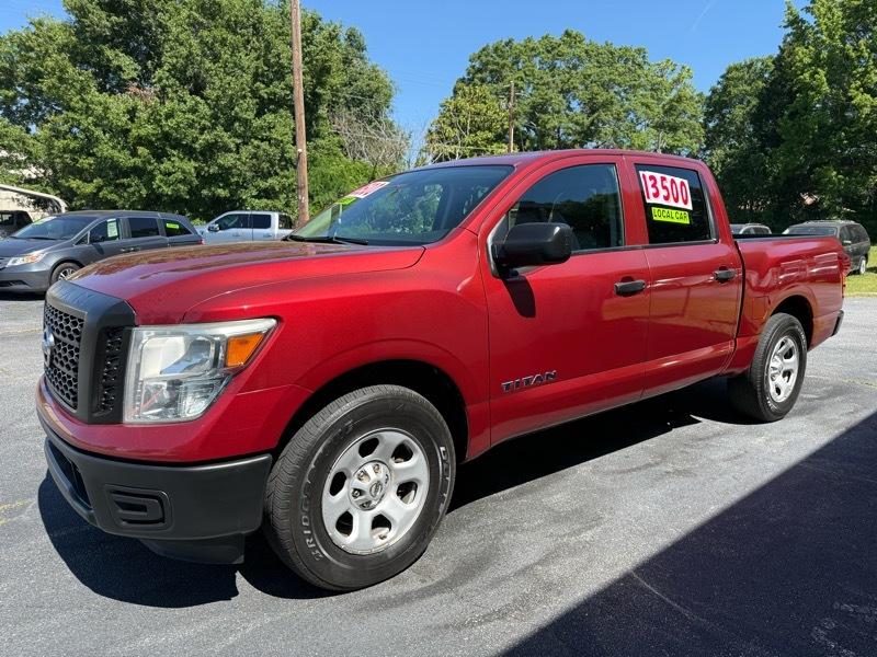 Nissan Titan  2017