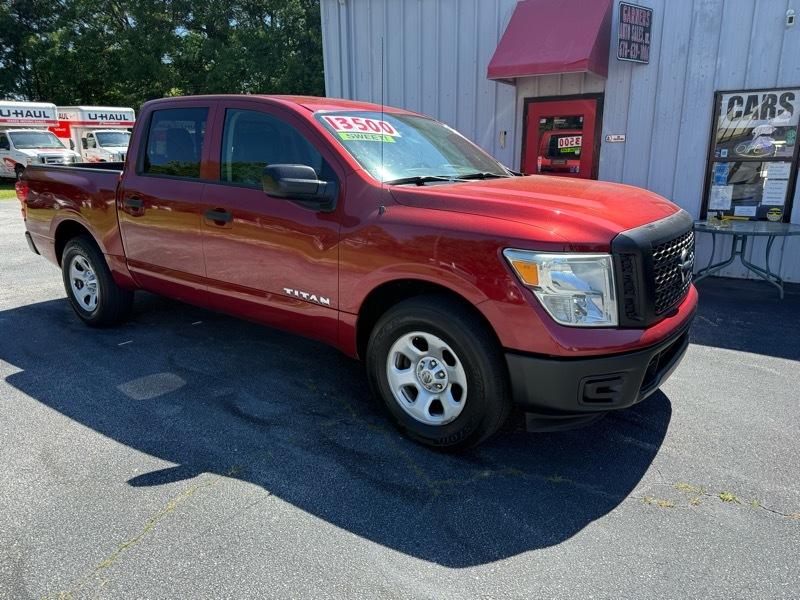 Nissan Titan  2017