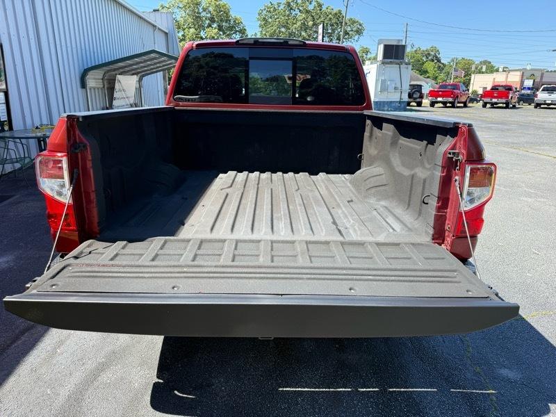 Nissan Titan  2017