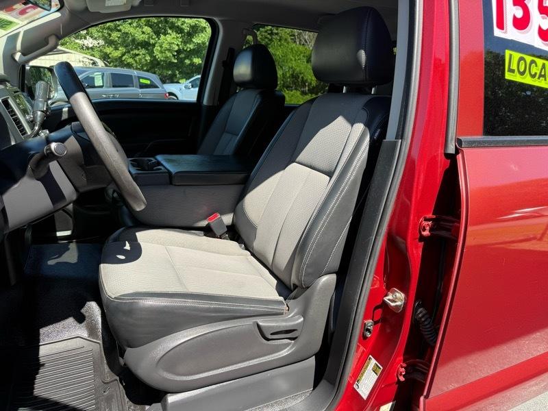 Nissan Titan  2017