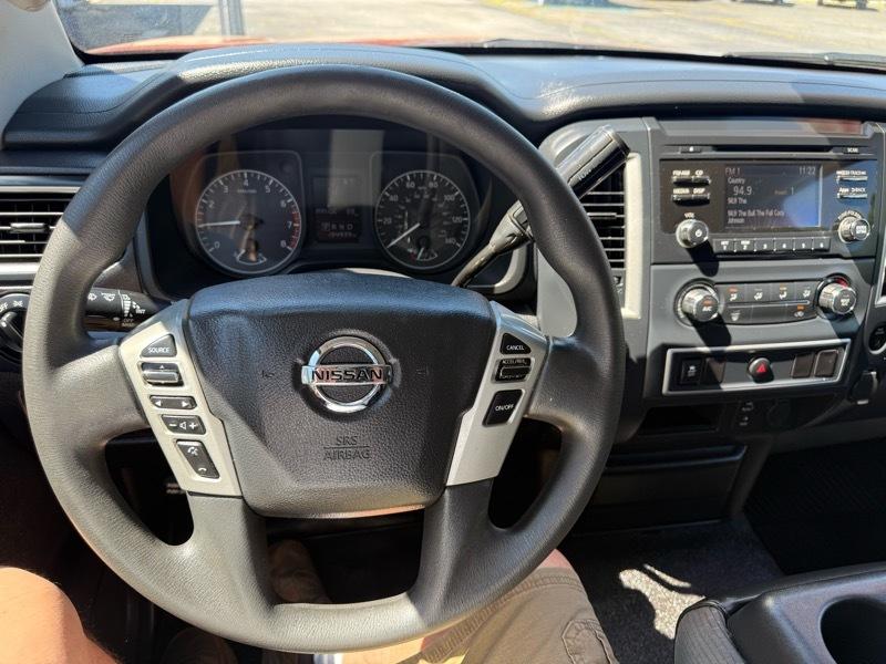 Nissan Titan  2017