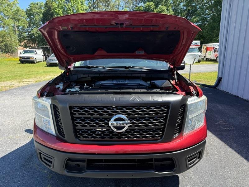 Nissan Titan  2017