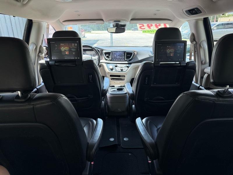 2018 Chrysler Pacifica Touring L Plus - Photo 14