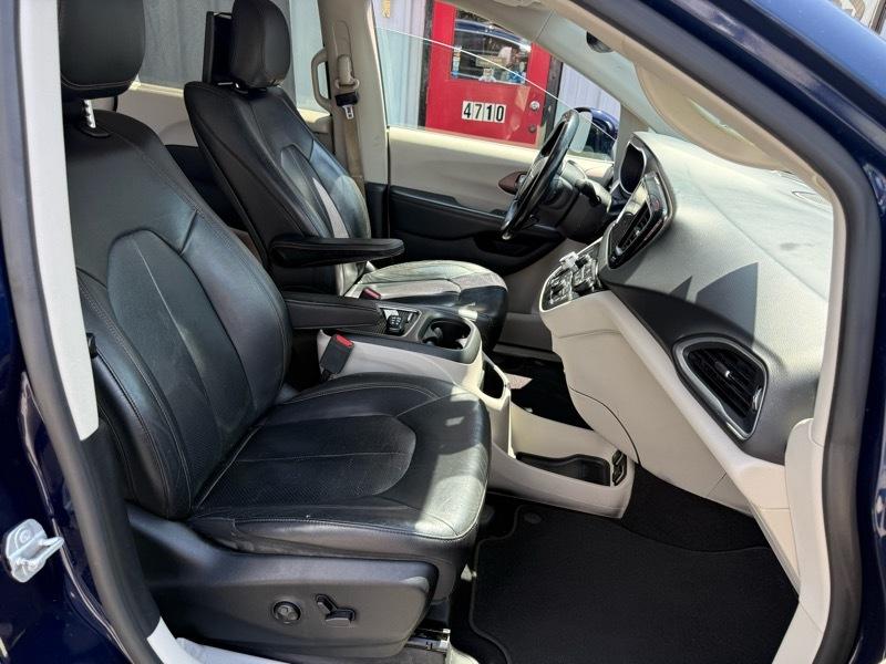 2018 Chrysler Pacifica Touring L Plus - Photo 32