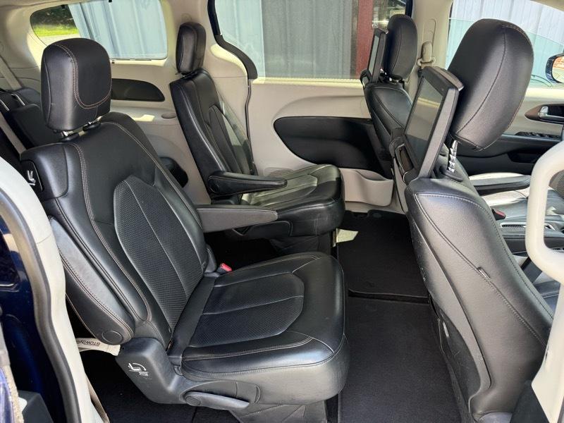 2018 Chrysler Pacifica Touring L Plus - Photo 34