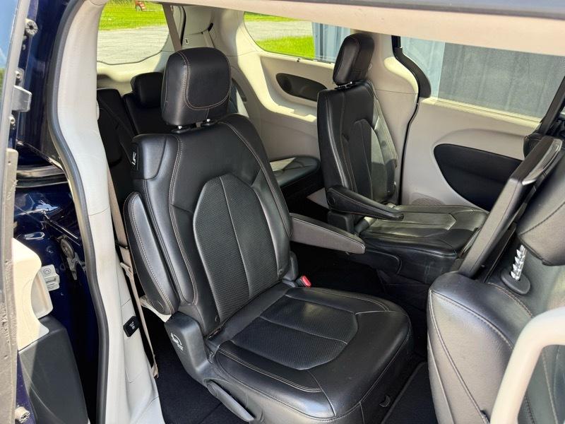 2018 Chrysler Pacifica Touring L Plus - Photo 35