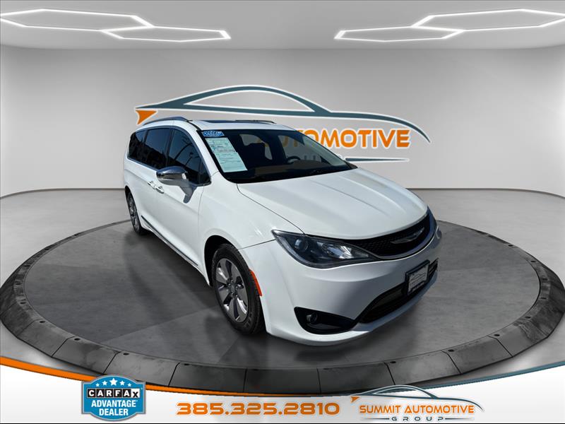 Chrysler Pacifica Hybrid  2018