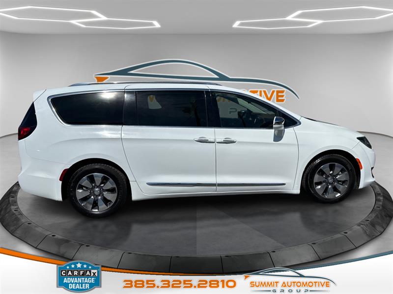 Chrysler Pacifica Hybrid  2018