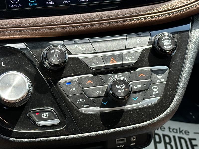 Chrysler Pacifica Hybrid  2018