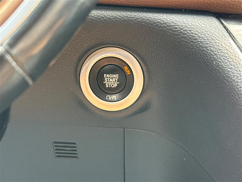 Chrysler Pacifica Hybrid  2018