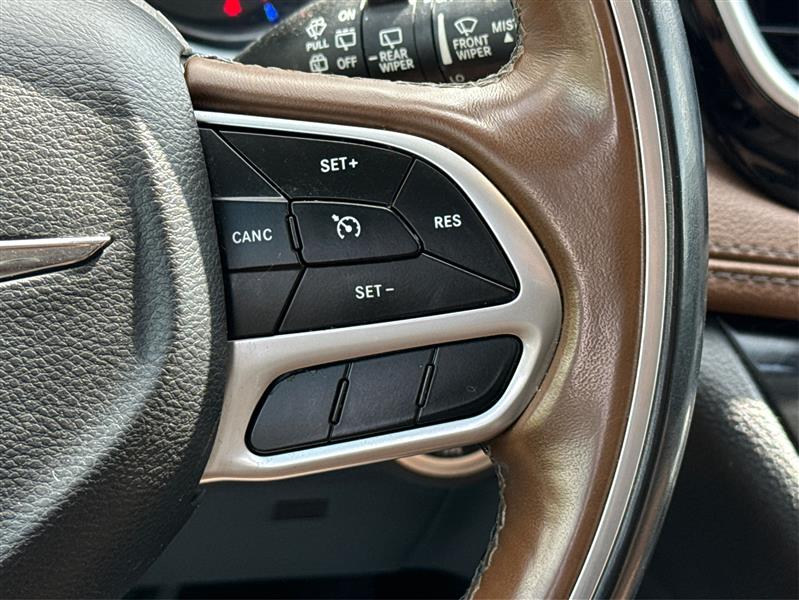 Chrysler Pacifica Hybrid  2018