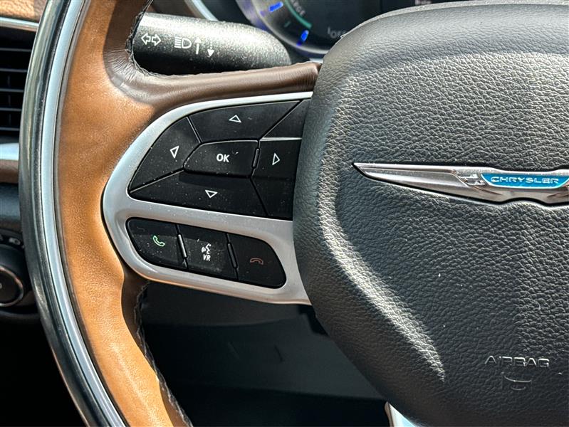 Chrysler Pacifica Hybrid  2018