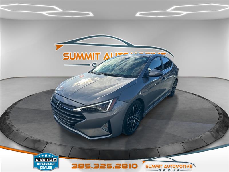 Hyundai Elantra  2020