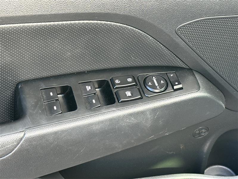 Hyundai Elantra  2020