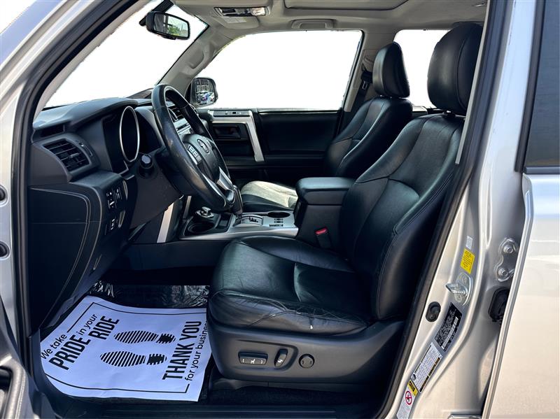 Toyota 4Runner  2011